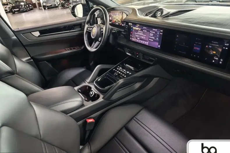 Porsche Cayenne din 2026 cu 11.900 km - oferta POR255004 - foto 7