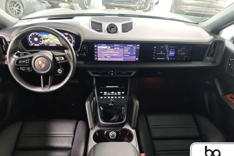 Porsche Cayenne din 2026 cu 11.900 km - oferta POR255004 - foto 9