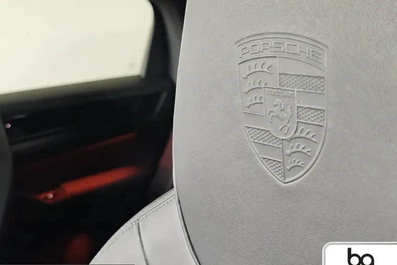 Porsche Cayenne din 2026 cu 11.900 km - oferta POR255004 - foto 12