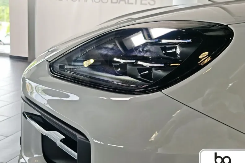 Porsche Cayenne din 2026 cu 11.900 km - oferta POR255004 - foto 16