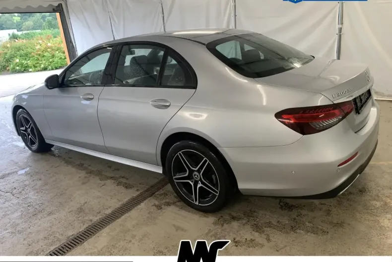 Mercedes-Benz E 300 (Clasa E) din 2022 cu 143.771 km - oferta MER255011 - foto 7