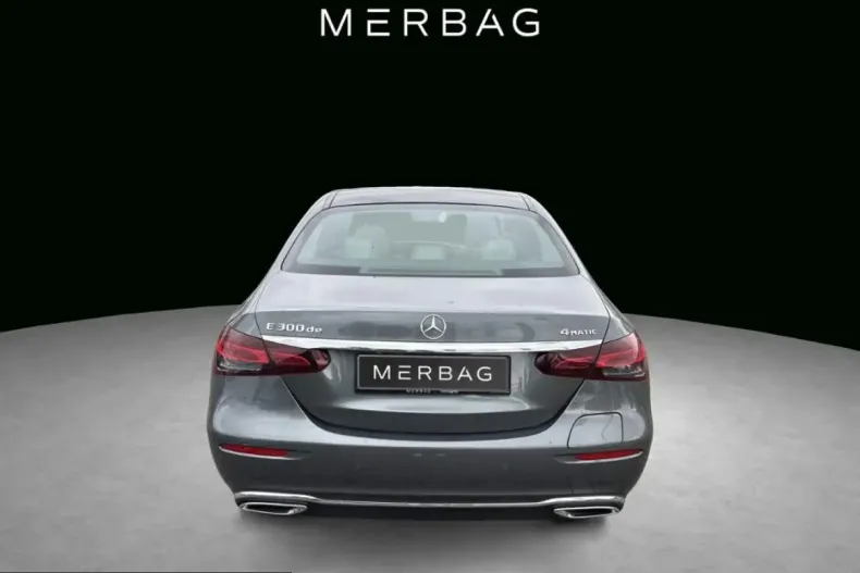 Mercedes-Benz E 300 (Clasa E) din 2022 cu 88.701 km - oferta MER255017 - foto 6