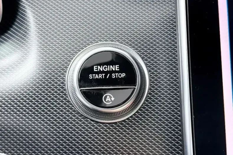 Mercedes-Benz C 200 (Clasa C) din 2022 cu 145.000 km - oferta MER255021 - foto 24