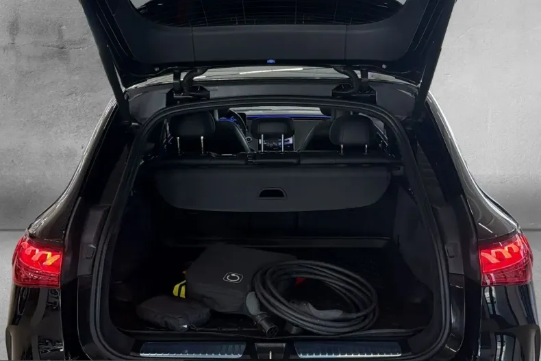 Mercedes-Benz EQE (Clasa E) din 2023 cu 60.759 km - oferta MER255022 - foto 15