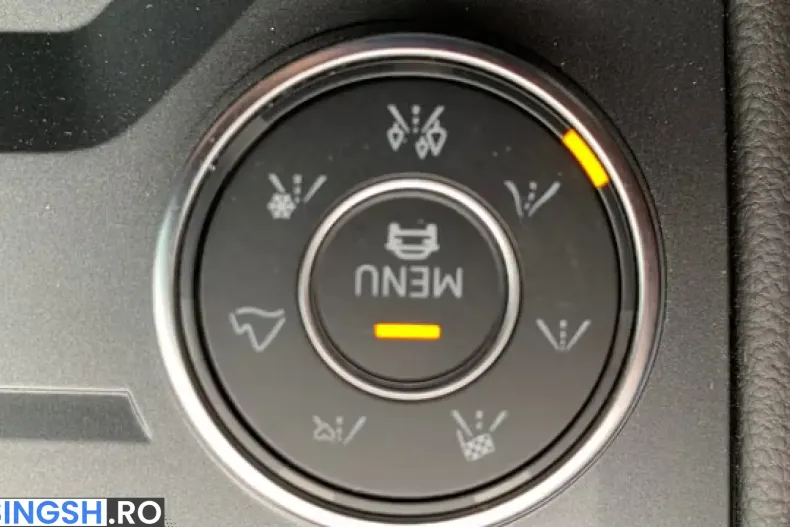 Volkswagen Touareg din 2024 cu 5.160 km - oferta VOL255023 - foto 7