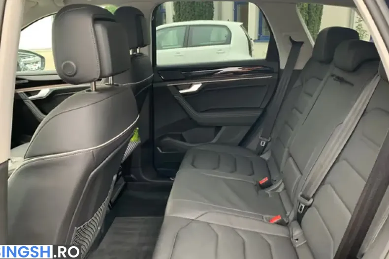 Volkswagen Touareg din 2024 cu 5.160 km - oferta VOL255023 - foto 12
