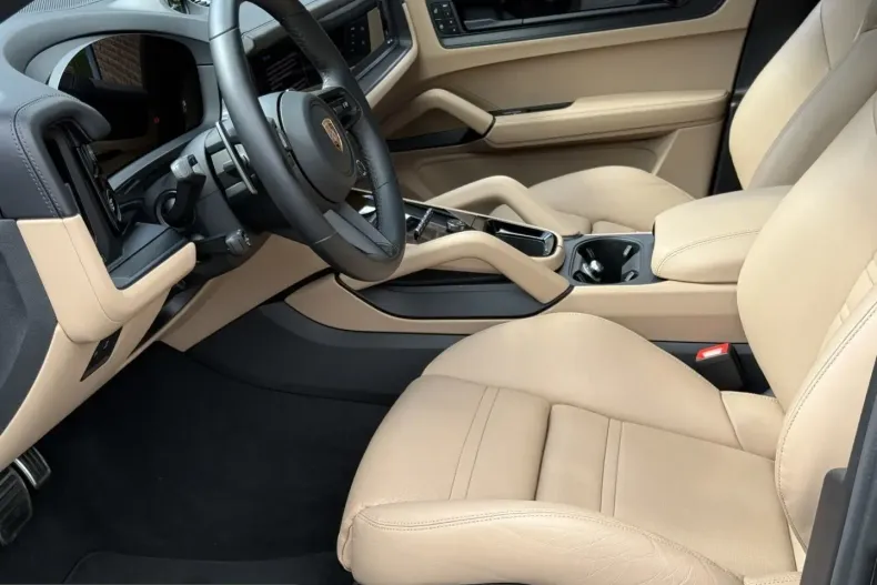 Porsche Cayenne din 2024 cu 14.700 km - oferta POR255026 - foto 2