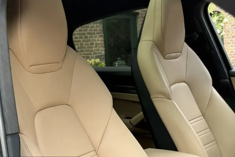 Porsche Cayenne din 2024 cu 14.700 km - oferta POR255026 - foto 8