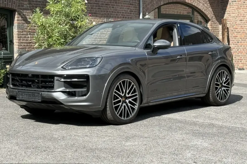 Porsche Cayenne din 2024 cu 14.700 km - oferta POR255026 - foto 15