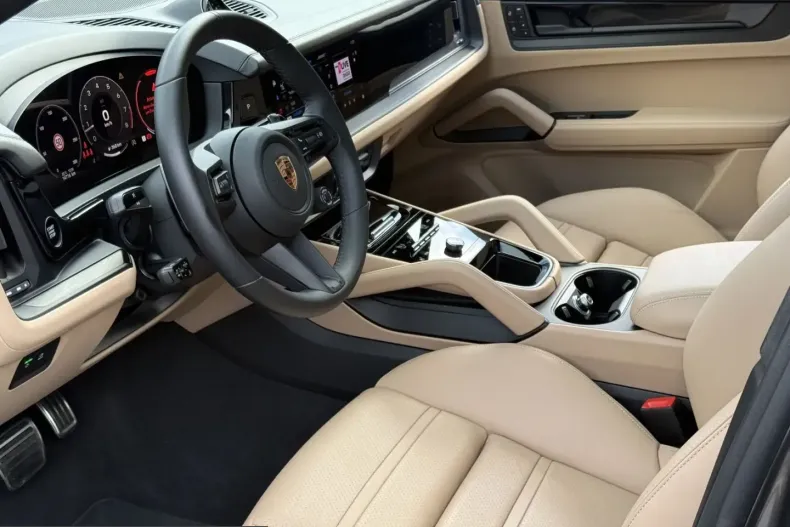Porsche Cayenne din 2024 cu 14.700 km - oferta POR255026 - foto 19
