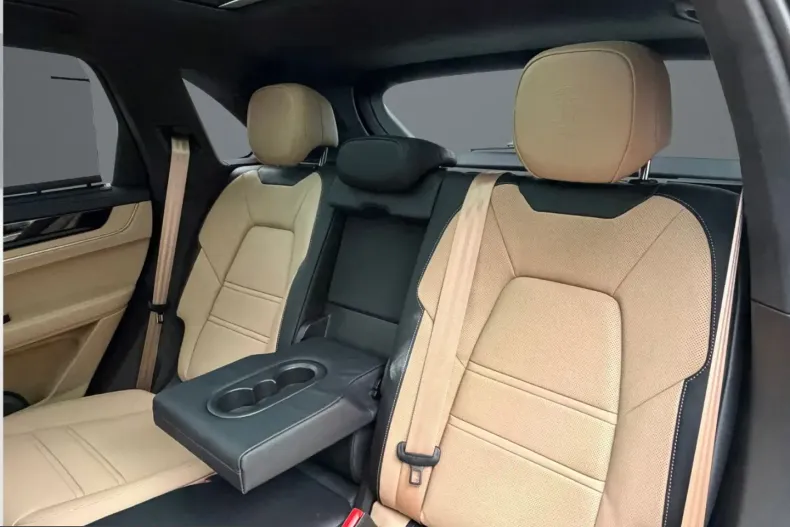 Porsche Cayenne din 2024 cu 6.000 km - oferta POR255027 - foto 15
