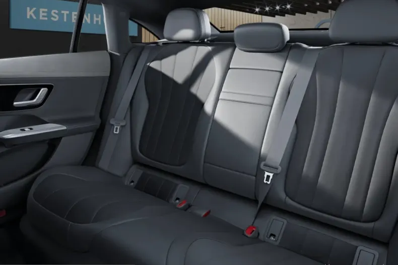 Mercedes-Benz EQE (Clasa E) din 2023 cu 39.273 km - oferta MER255039 - foto 8