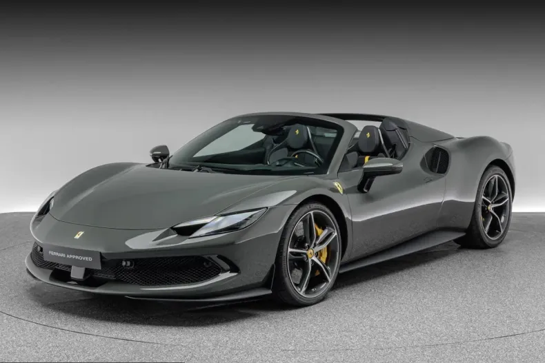 Ferrari 296 GTS din 2025 cu 5.000 km - oferta FER255053 - foto 1