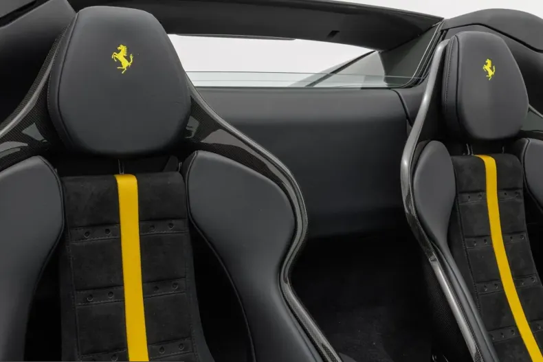 Ferrari 296 GTS din 2025 cu 5.000 km - oferta FER255053 - foto 19