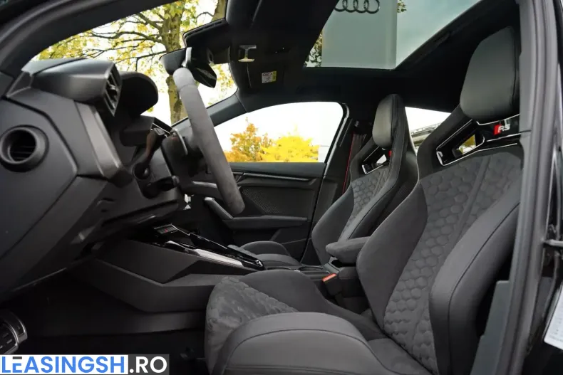 Audi RS3 din 2025 cu 4.000 km - oferta AUD255054 - foto 12