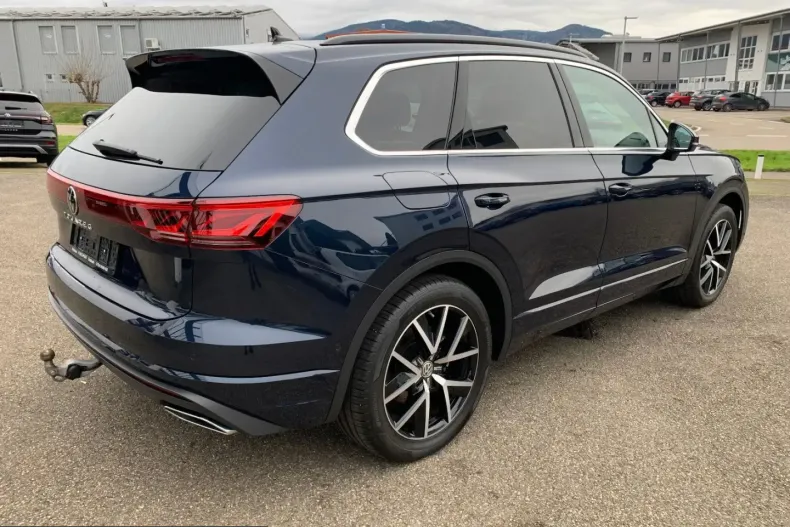 Volkswagen Touareg din 2024 cu 5.160 km - oferta VOL255056 - foto 5