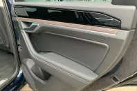 Volkswagen Touareg din 2024 cu 5.160 km - oferta VOL255056 - foto 32
