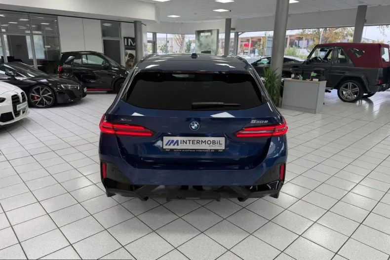 BMW 550 (Seria 5) din 2025 cu 19.989 km - oferta BMW255062 - foto 4