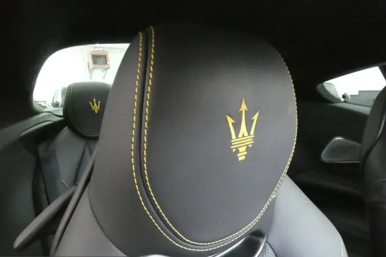 Maserati Granturismo din 2023 cu 19.000 km - oferta MAS255064 - foto 19