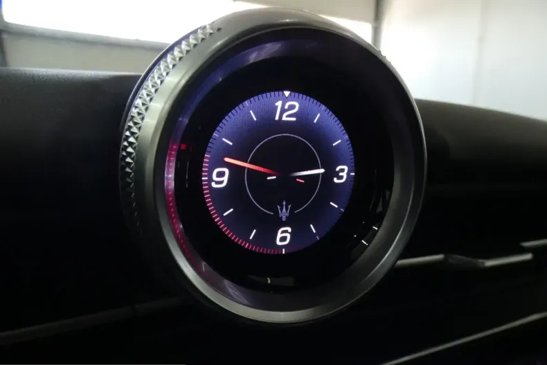Maserati Granturismo din 2023 cu 19.000 km - oferta MAS255064 - foto 28