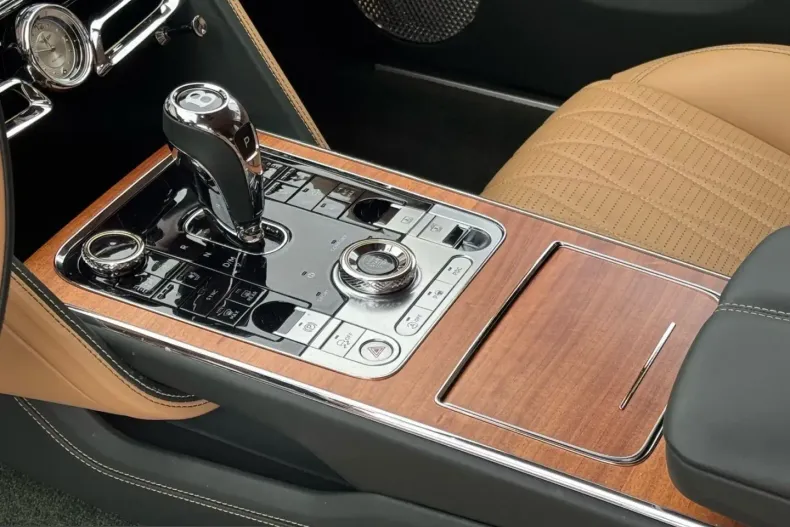 Bentley Flying Spur din 2023 cu 24.480 km - oferta BEN255073 - foto 14