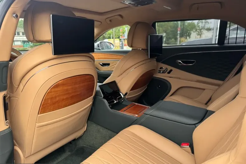 Bentley Flying Spur din 2023 cu 24.480 km - oferta BEN255073 - foto 16