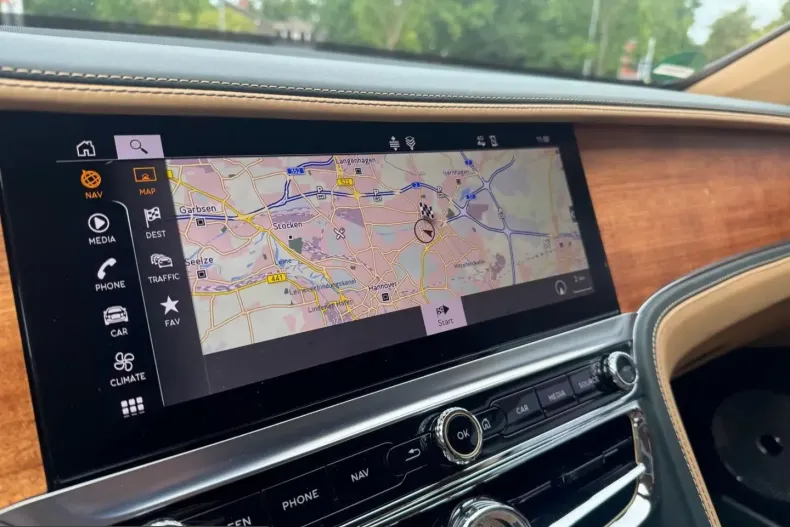 Bentley Flying Spur din 2023 cu 24.480 km - oferta BEN255073 - foto 30