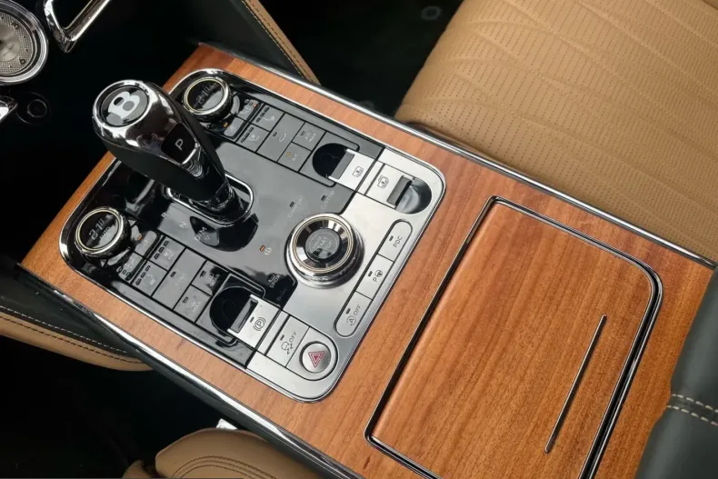 Bentley Flying Spur din 2023 cu 24.480 km - oferta BEN255073 - foto 32