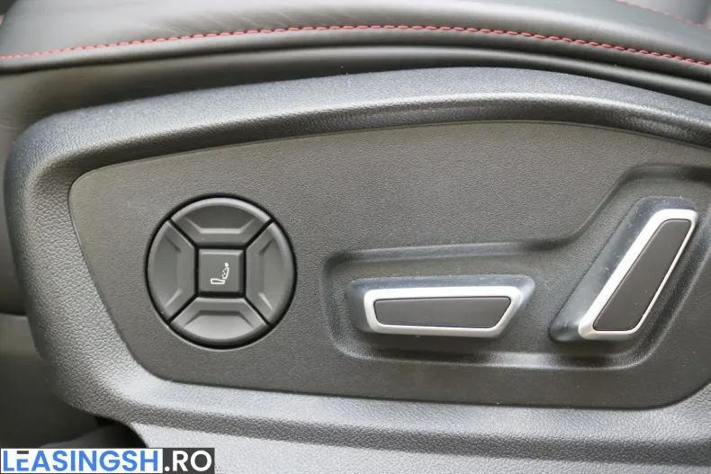 Audi RSQ8 din 2025 cu 9.990 km - oferta AUD255080 - foto 11