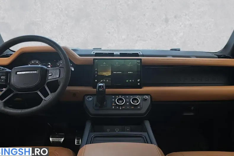 Land Rover Defender 110 P525 V8 din 2023 cu 62.500 km - oferta LAN255095 - foto 9