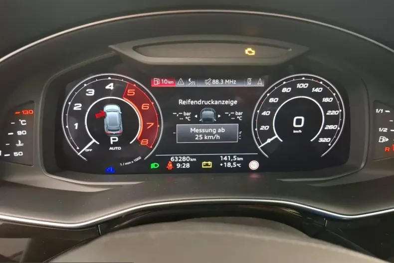 Audi RSQ8 din 2023 cu 63.274 km - oferta AUD255096 - foto 12