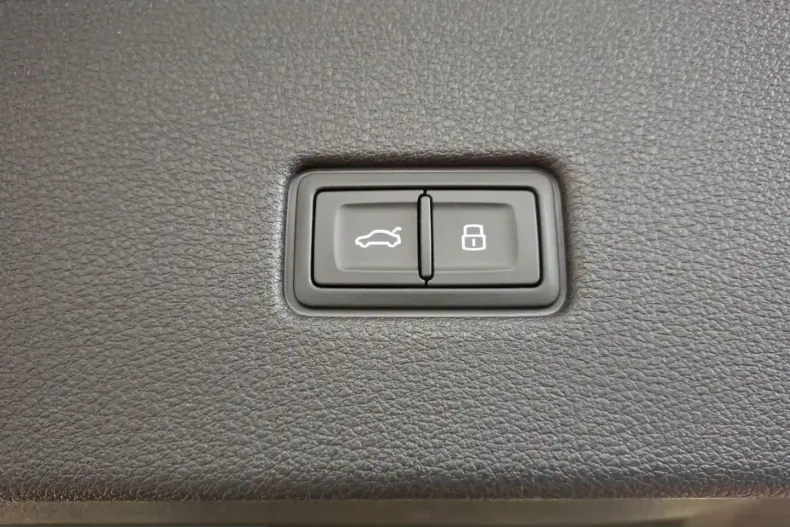Audi RSQ8 din 2023 cu 63.274 km - oferta AUD255096 - foto 16