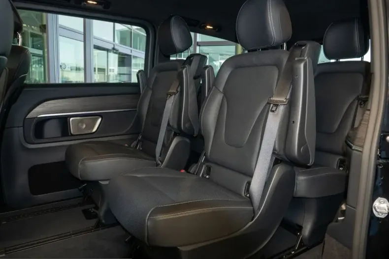 Mercedes-Benz V 300 (Clasa V) din 2025 cu 20.000 km - oferta MER255098 - foto 4