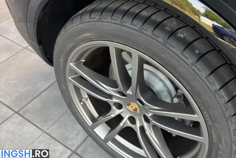 Porsche Cayenne din 2023 cu 32.700 km - oferta POR255104 - foto 5