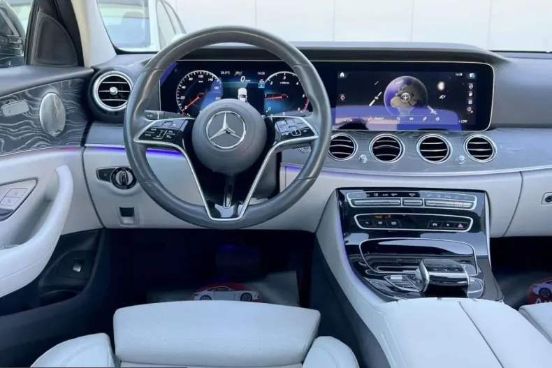 Mercedes-Benz E 200 (Clasa E) din 2022 cu 148.252 km - oferta MER255110 - foto 40