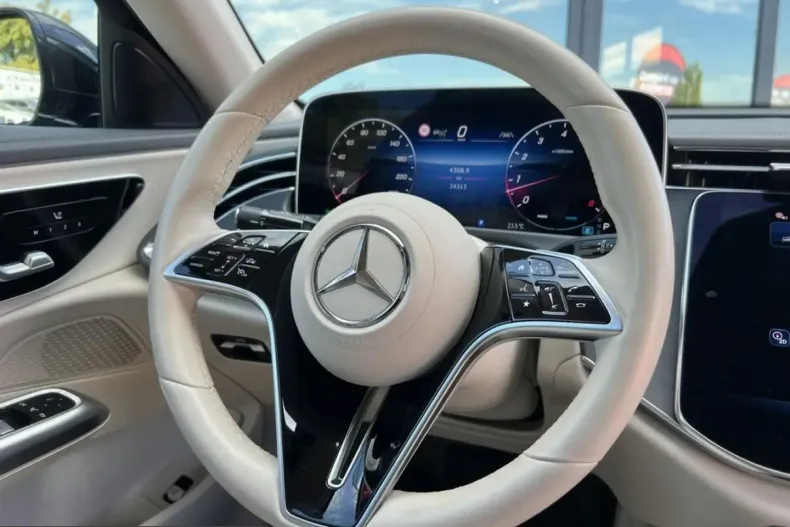 Mercedes-Benz E 200 (Clasa E) din 2025 cu 24.313 km - oferta MER255111 - foto 2
