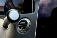 Mercedes-Benz E 200 (Clasa E) din 2025 cu 24.313 km - oferta MER255111 - foto 17