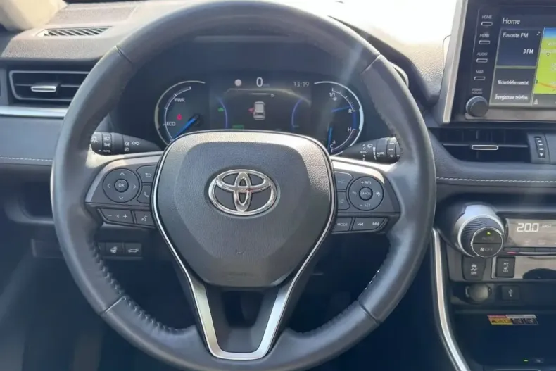 Toyota RAV4 din 2022 cu 63.475 km - oferta TOY255116 - foto 9