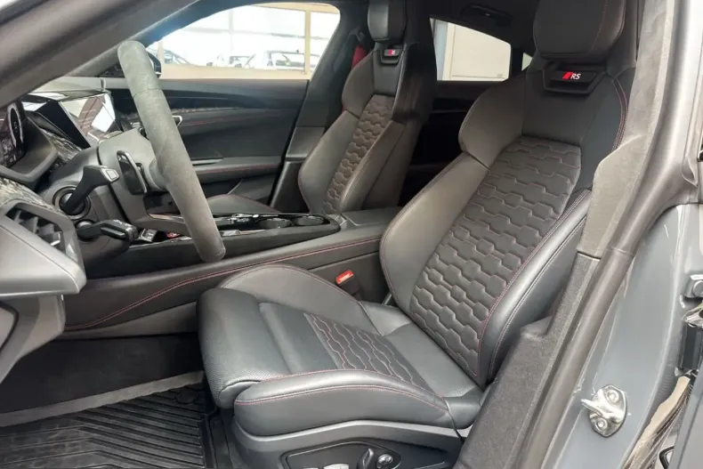 Audi RS din 2024 cu 26.196 km - oferta AUD255121 - foto 14