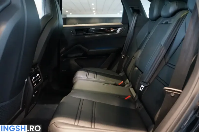 Porsche Cayenne din 2026 cu 211 km - oferta POR255138 - foto 26