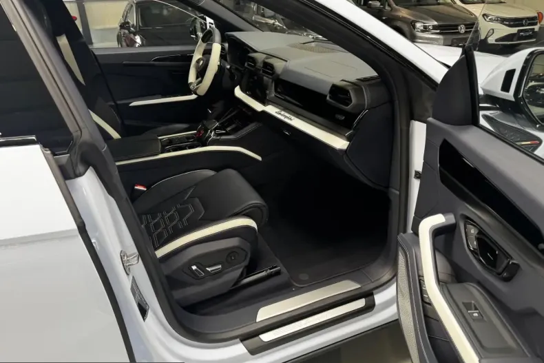 Lamborghini Urus din 2025 cu 29.006 km - oferta LAM255139 - foto 21