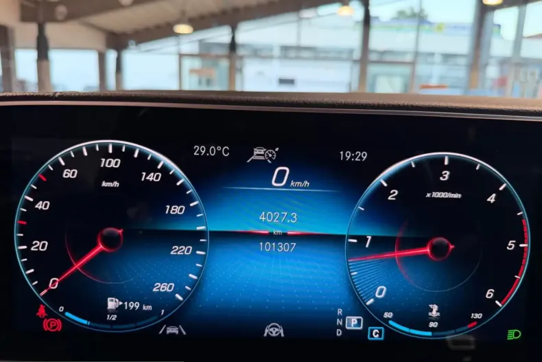 Mercedes-Benz GLS 350 (Clasa GLS) din 2023 cu 100.000 km - oferta MER255146 - foto 38