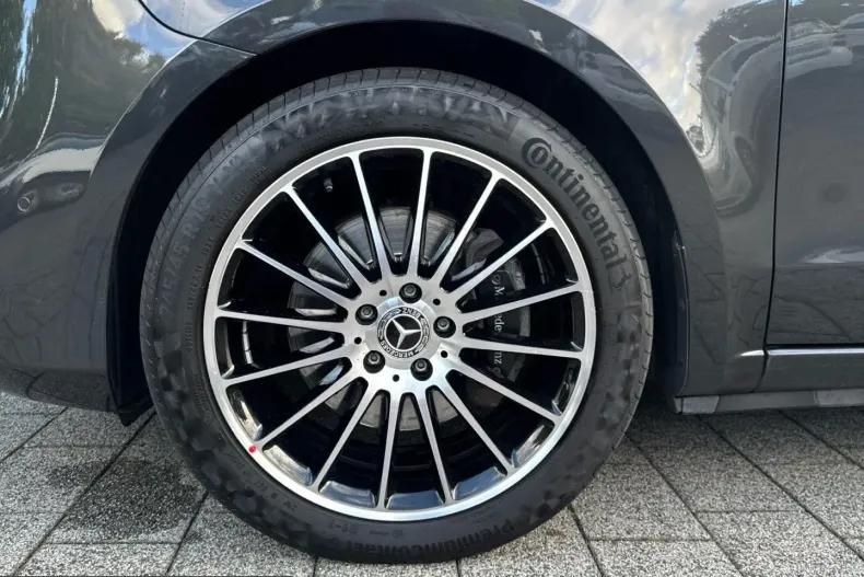 Mercedes-Benz V 300 (Clasa V) din 2022 cu 40.417 km - oferta MER255150 - foto 8