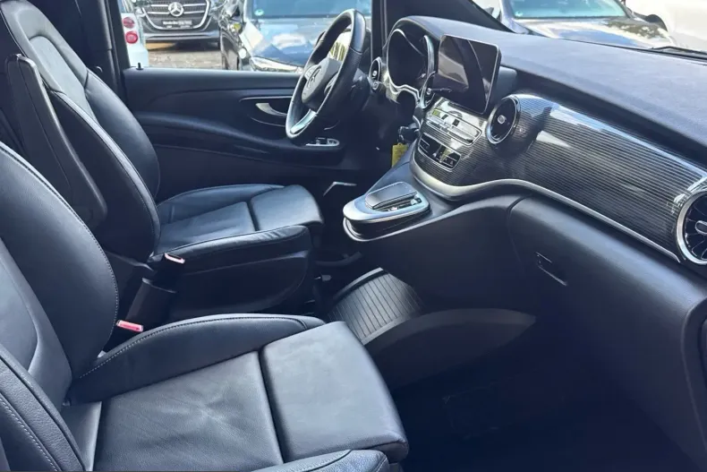 Mercedes-Benz V 300 (Clasa V) din 2022 cu 40.417 km - oferta MER255150 - foto 13