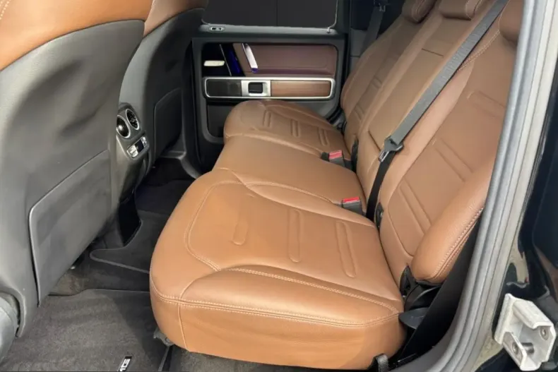Mercedes-Benz G 350 (Clasa G) din 2021 cu 35.100 km - oferta MER255158 - foto 13
