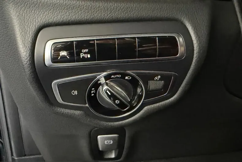Mercedes-Benz G 350 (Clasa G) din 2021 cu 99.950 km - oferta MER255161 - foto 23