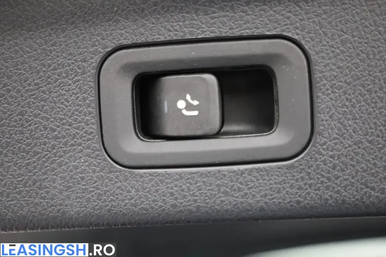 Mercedes-Benz GLE 400 (Clasa GLE) din 2023 cu 85.650 km - oferta MER255183 - foto 17