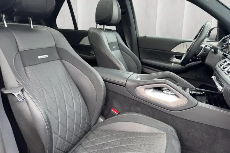 Mercedes-Benz GLE 63 AMG (Clasa GLE) din 2025 cu 25.489 km - oferta MER255189 - foto 2