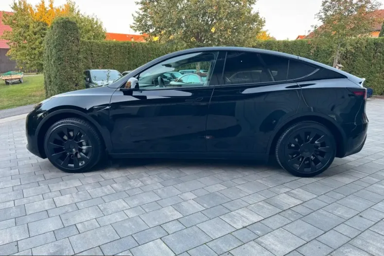 Tesla Model Y din 2023 cu 54.635 km - oferta TES255197 - foto 6