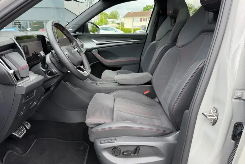 Skoda Kodiaq din 2025 cu 26.880 km - oferta SKO255199 - foto 6